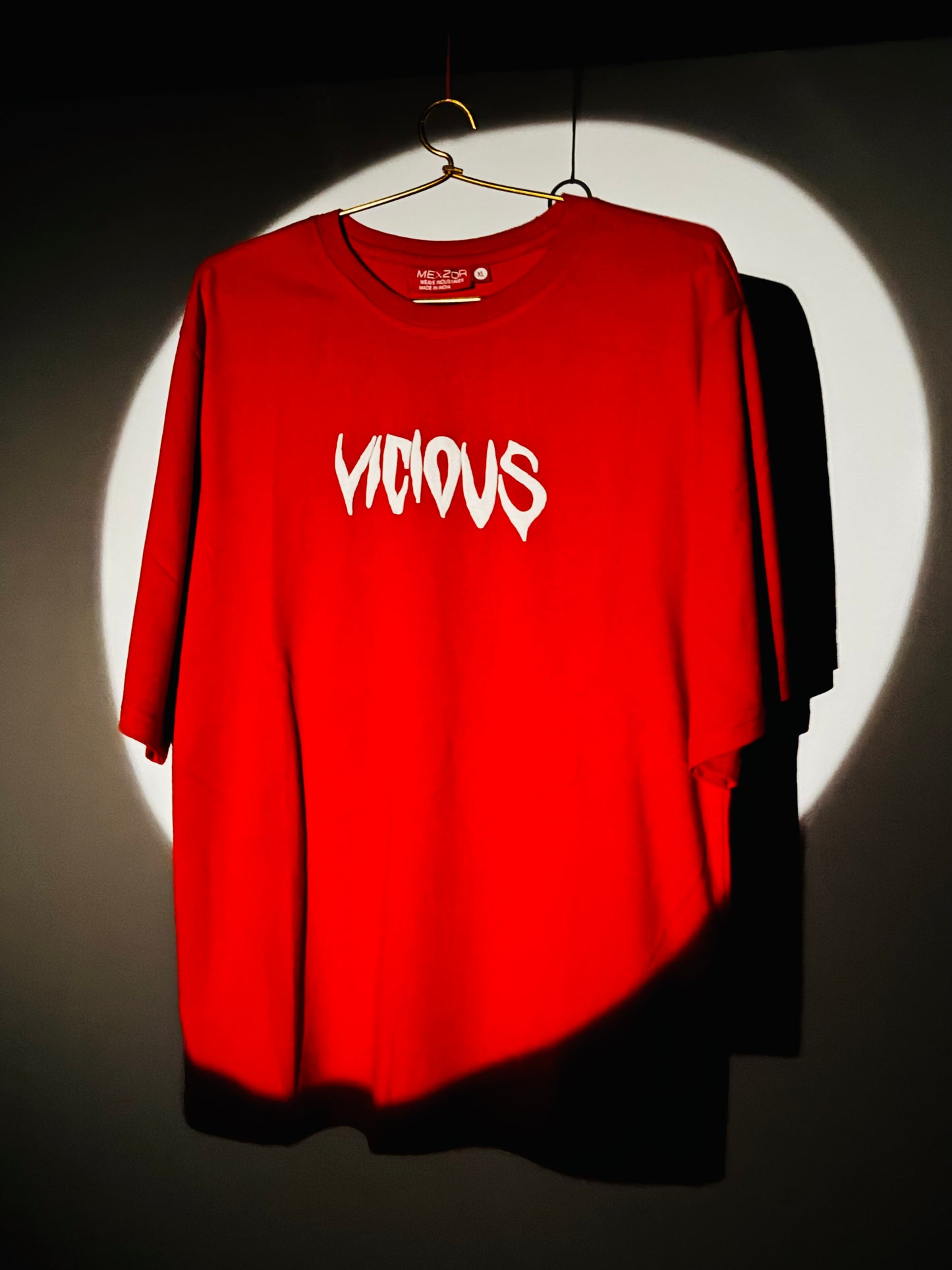 VICIOUS Bold Red Graphic T-Shirt – Unleash Your Ferocity 220GSM