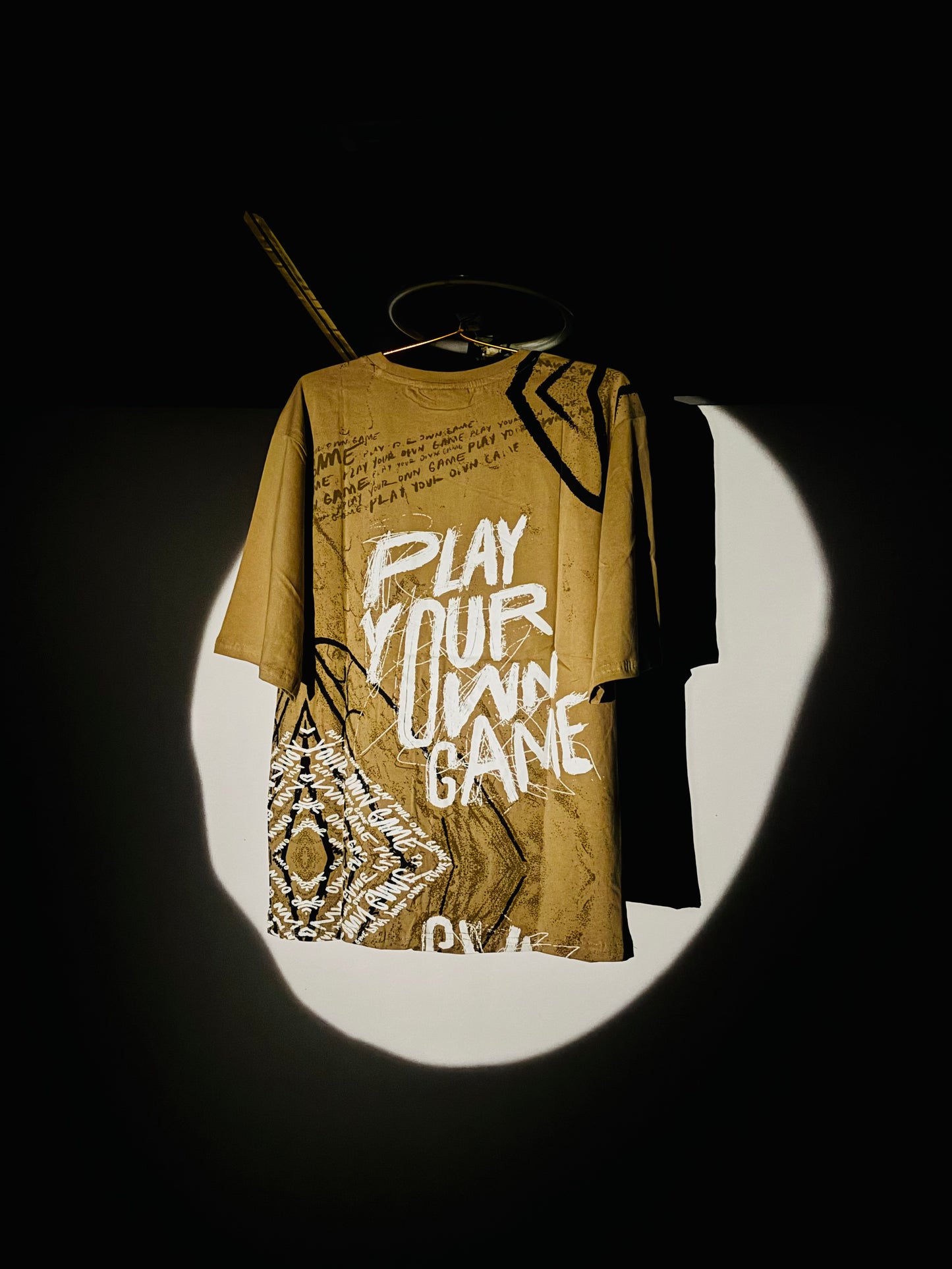 🔥 PLAY YOUR OWN GAME – Premium Graphic Tee 🔥220GSM