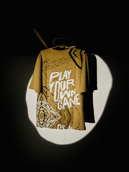 🔥 PLAY YOUR OWN GAME – Premium Graphic Tee 🔥220GSM